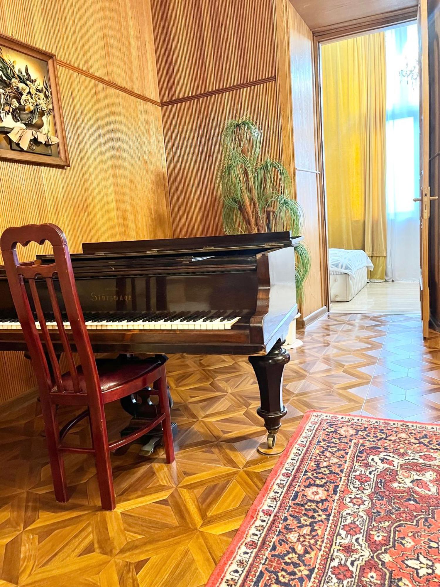 Town Center Rustaveli Aparthotel Тбилиси Екстериор снимка